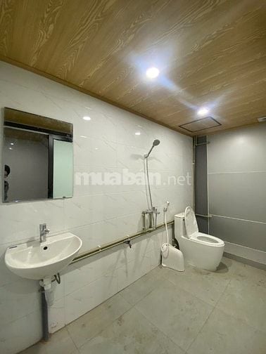 Cho thuê Văn phòng theo tầng tại Nguyễn Văn Giáp liền kề Vinhomes Gard