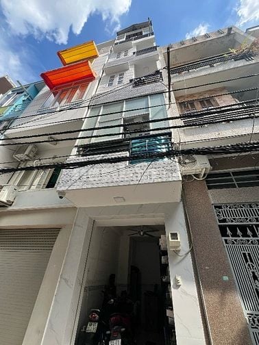 CHO THUÊ NHÀ NGUYÊN CĂN 3PN, 3WC . ĐƯỜNG RỘNG 6M
