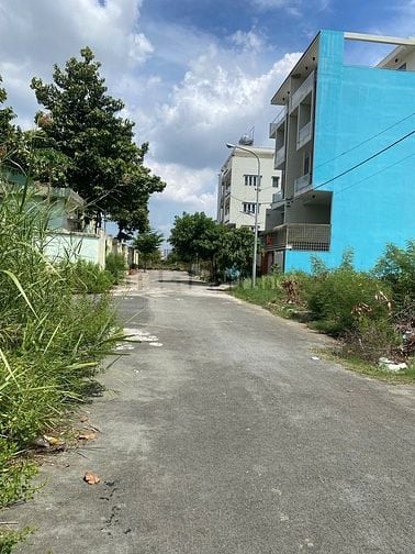 CẦN BÁN NHÀ ĐẤT LÊ QUANG ĐỊNH, VÀ ĐẤT CÓ GPXD P.15, Q.8