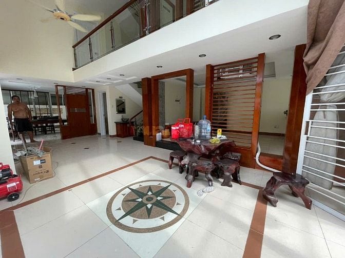 Cho thuê Biệt Thự căn góc 2 mặt tiền KDC ngay Quận 7 giá 55 triệu