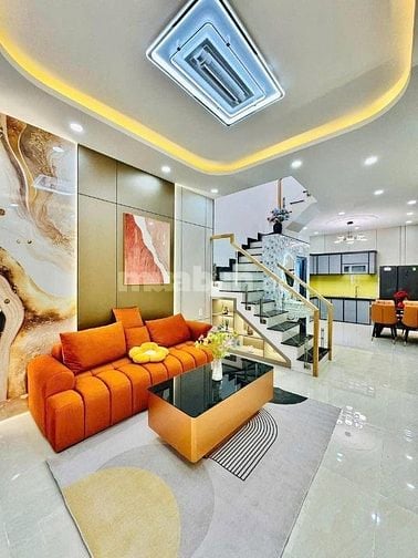 Nhà 50m2 Nguyễn Tri Phương, Q10 giá 2tỷ450. Gần cầu vượt 3/2. Hẻm 5m