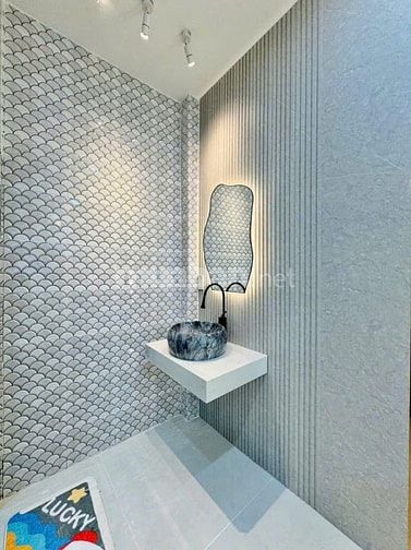 Nhà Thích Quảng Đức Phú Nhuận 49m2 vào ở ngay-Giá 1tỷ740 thuê 12tr/th