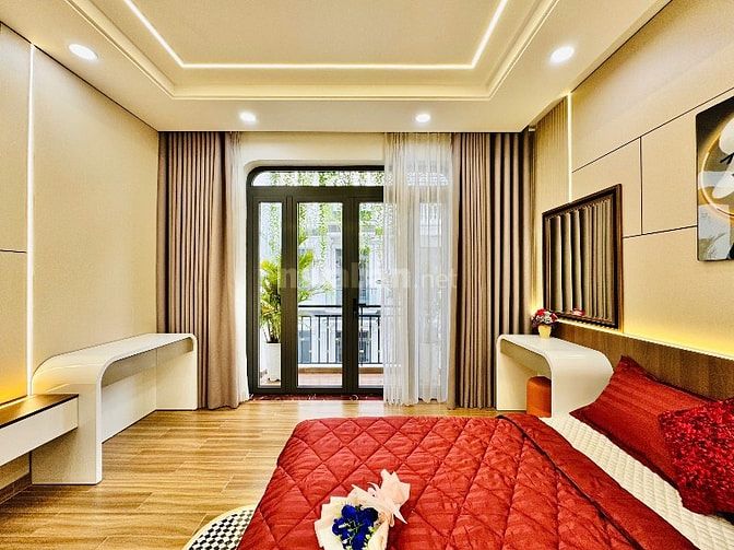 Nhà XE HƠI NGỦ TRONG NHÀ KHU ĐỒNG BỘ , KHU AN NINH