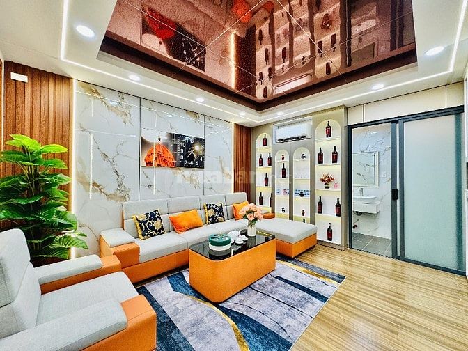 Nhà XE HƠI NGỦ TRONG NHÀ KHU ĐỒNG BỘ , KHU AN NINH
