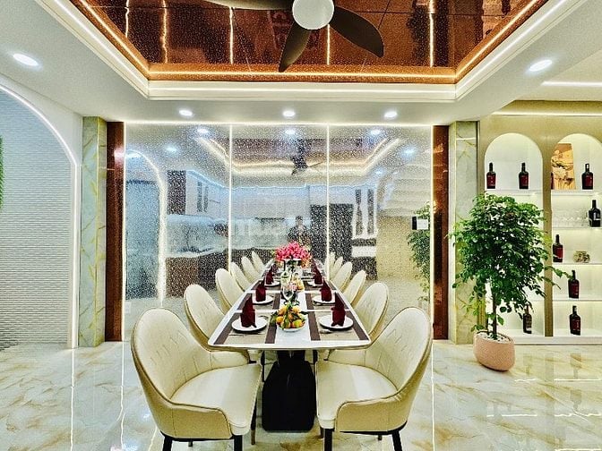 Nhà XE HƠI NGỦ TRONG NHÀ KHU ĐỒNG BỘ , KHU AN NINH
