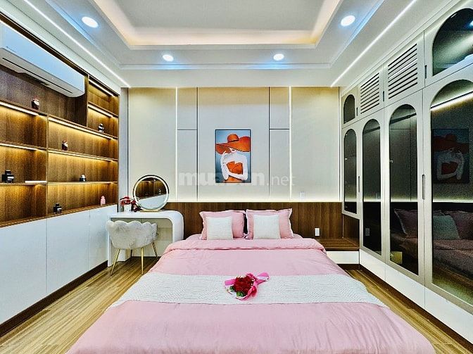 Nhà XE HƠI NGỦ TRONG NHÀ KHU ĐỒNG BỘ , KHU AN NINH