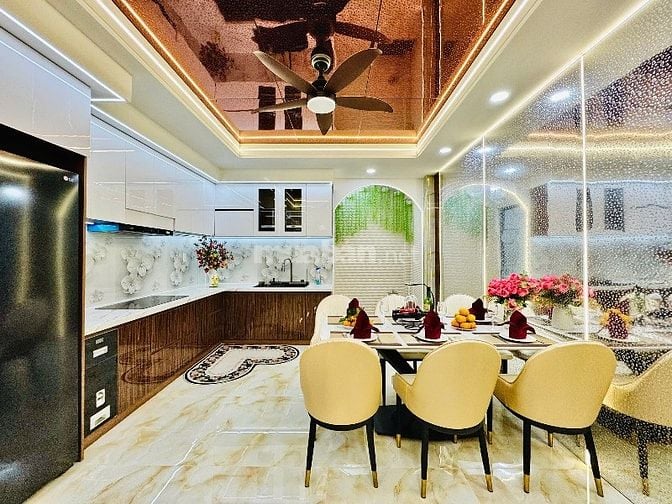 Nhà XE HƠI NGỦ TRONG NHÀ KHU ĐỒNG BỘ , KHU AN NINH