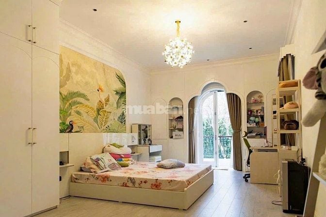 CHO THUÊ BIỆT THỰ SIÊU ĐẸP 3 MẶT TIỀN THẢO ĐIỀN QUẬN 2 GIÁ 150 TRIỆU