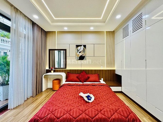 Nhà XE HƠI NGỦ TRONG NHÀ KHU ĐỒNG BỘ , KHU AN NINH