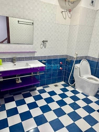 BÁN NHÀ MẶT PHỐ KIM NGƯU (ĐOẠN GẦN NGÃ TƯ TRẦN KHÁT CHÂN)