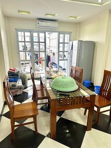 BÁN NHÀ MẶT PHỐ KIM NGƯU (ĐOẠN GẦN NGÃ TƯ TRẦN KHÁT CHÂN)