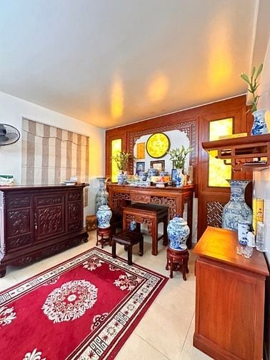 Nhà riêng này nằm ở Phường Ngọc Hà, Ba Đình, Hà Nội, với thiết kế5tầng