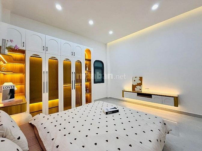Bán gấp nhà Phó Đức Chính gần bệnh viện quận Bình Thạnh 42,75m2 1ty930