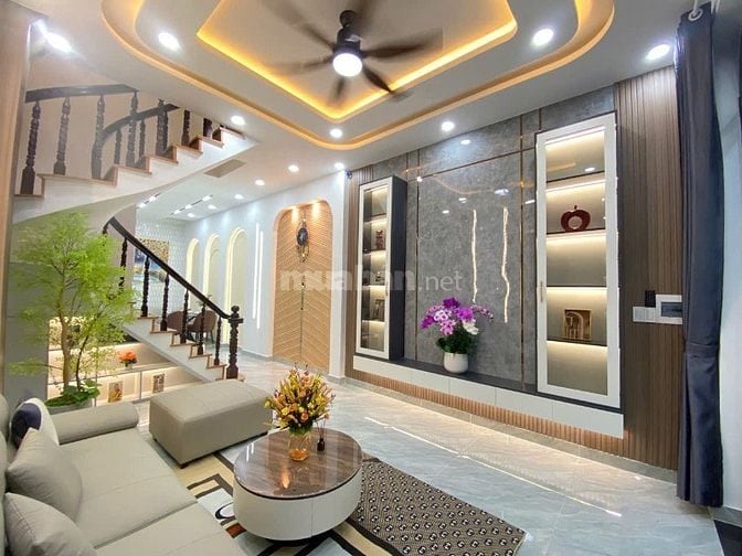 Nhà 3 lầu đẹp CAO CẤP DT:4x12m hẻm xe hơi Quang Trung, P14, Q.Gò Vấp.
