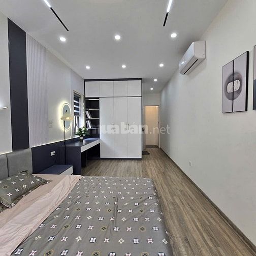 Siêu phẩm Đội  Cấn-Full nội thất - 40m2-4T- 70m ra phố- Nhỉnh 9 tỷ