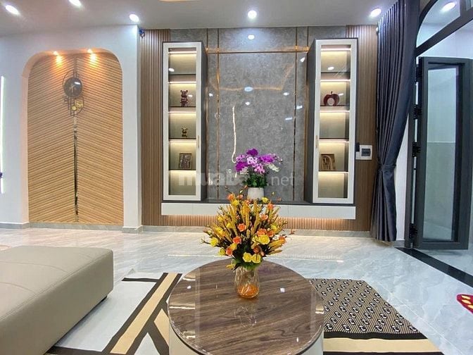 Nhà 3 lầu đẹp CAO CẤP DT:4x12m hẻm xe hơi Quang Trung, P14, Q.Gò Vấp.
