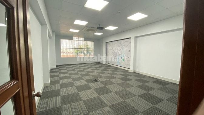 CHO THUÊ NHÀ MẶT TIỀN 102 CỘNG HÒA – ĐỐI DIỆN VINCOM TÂN BÌNH – CÓ HẦM