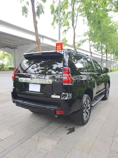 Bán Toyota Prado VX model 2022, xe cực mới, 1 chủ.