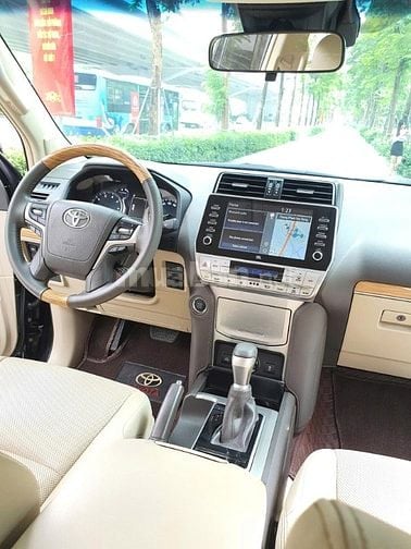 Bán Toyota Prado VX model 2022, xe cực mới, 1 chủ.