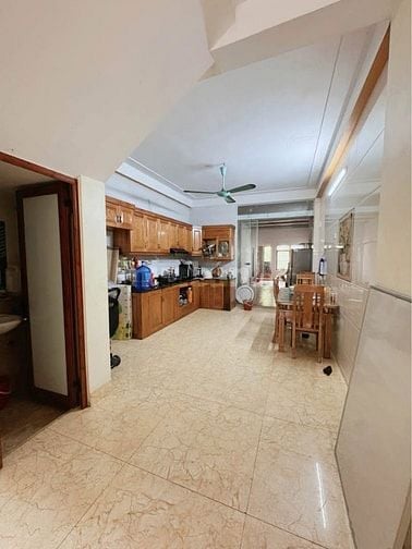 Cần bán nhà Mặt phố Ngọc Hà - Ba Đình, 6 tầng, MT đẹp, KD đa ngành, 