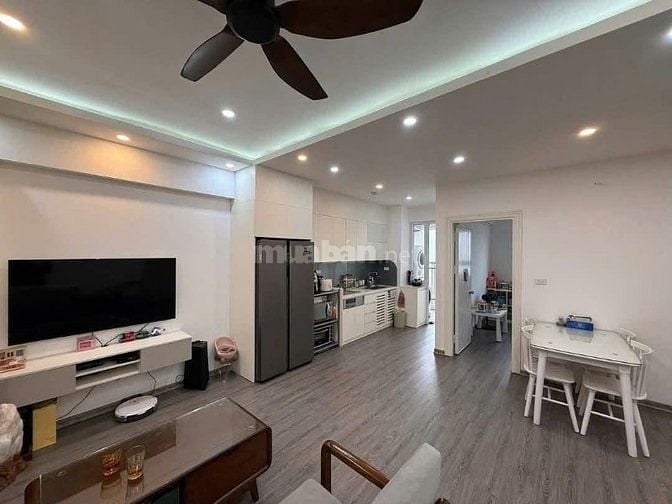 Chung cư Satra Eximland,Phan Đăng Lưu, PN130m2,3p ngủ,2wc,NT, 23tr/th