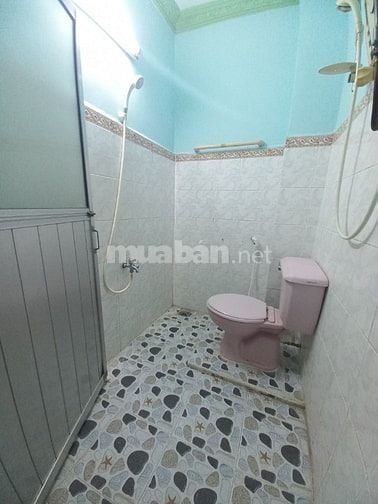 Cho thuê nhà nguyên căn 1 trệt 2 lầu Bạch Đằng Bình Thạnh 12 triệu