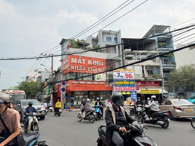 Cho thuê Góc 2 Mặt Tiền Lê 91 Quang Định, 13m mặt tiền 55tr/tháng tl