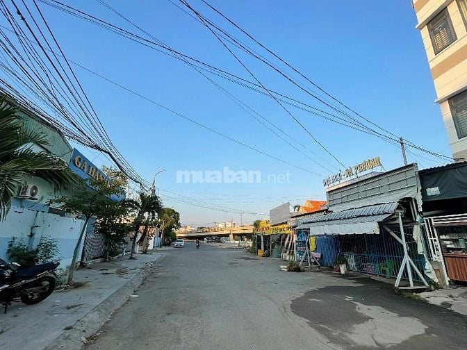 NHÀ GÓC NGÃ TƯ - 2MT ĐƯỜNG, ĐANG CÓ DÒNG TIỀN CHO THUÊ > 5 TỶ/ NĂM: 8T