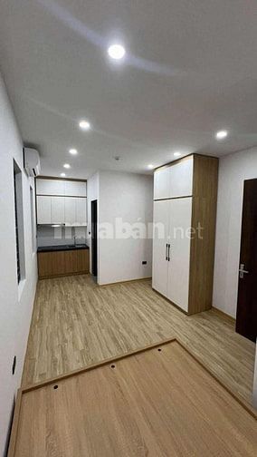 Bán nhà phố Giải Phóng 150m2, 6 tầng, thang máy, ngõ ô tô tránh, 18 ph