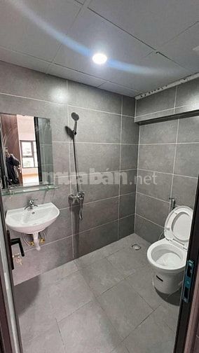 Bán nhà phố Giải Phóng 150m2, 6 tầng, thang máy, ngõ ô tô tránh, 18 ph