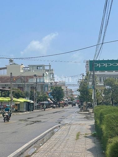 NHÀ GÓC NGÃ TƯ - 2MT ĐƯỜNG, ĐANG CÓ DÒNG TIỀN CHO THUÊ > 5 TỶ/ NĂM: 8T