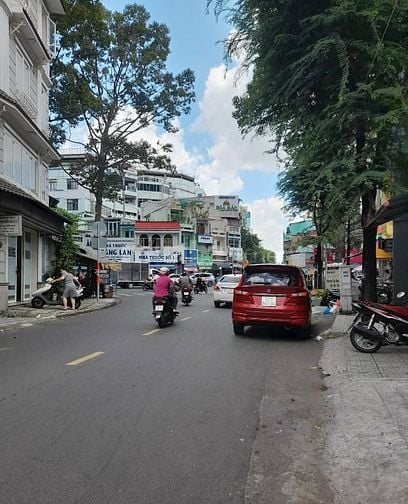 Nhà Q10 Nở Hậu 7m Ngay Ngã 6 Nguyễn Tri Phương - Hẻm 4m - 64m2 - 6Tỷ5