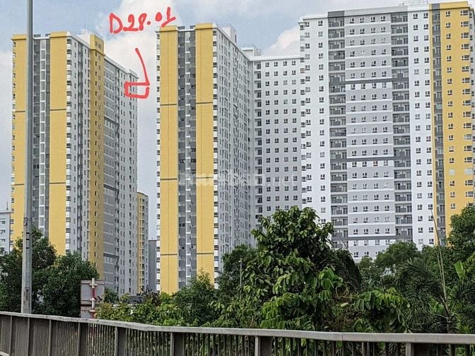 Bán căn hộ 2PN 2 nhà vs, căn góc, mới 100% chưa ở, không lỗi gì D28-01