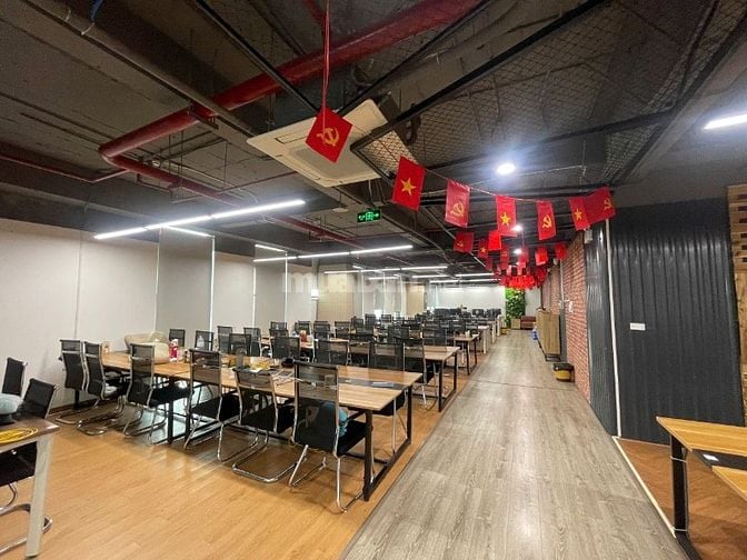 [Khuất Duy Tiến] Cần pass lại VP 345m2 do mở rộng kinh doanh
