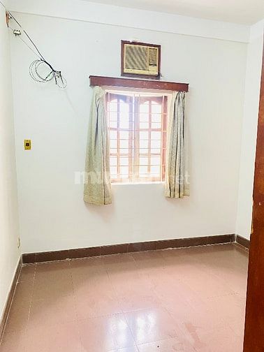 Cho thuê căn hộ Đường Sắt 590 cmt8, 2 PN, giá 8tr/tháng