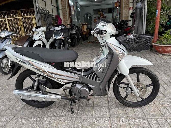 Fu Neo kim úp áo Fi 209 biển 67
