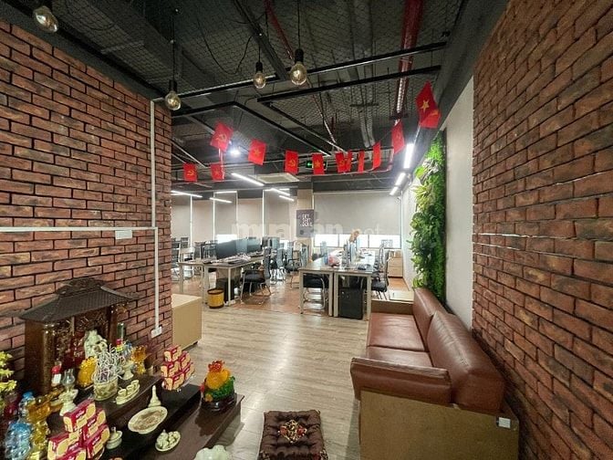 [Khuất Duy Tiến] Cần pass lại VP 345m2 do mở rộng kinh doanh