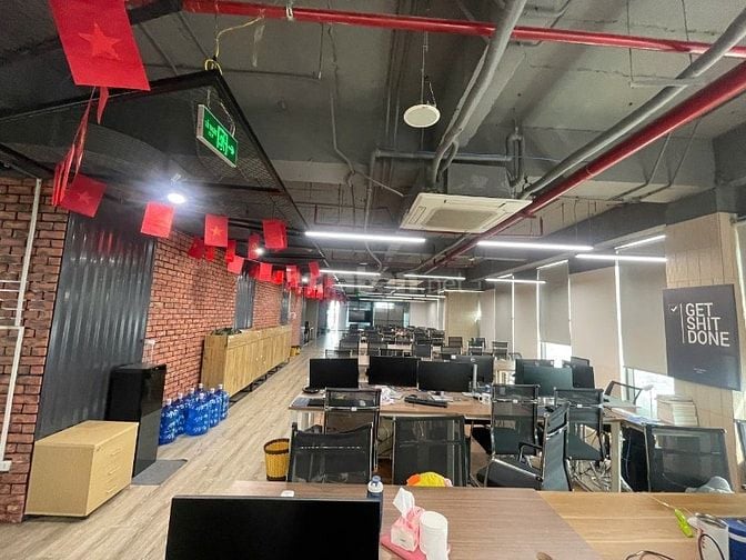 [Khuất Duy Tiến] Cần pass lại VP 345m2 do mở rộng kinh doanh
