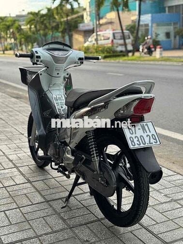 Fu Neo kim úp áo Fi 209 biển 67