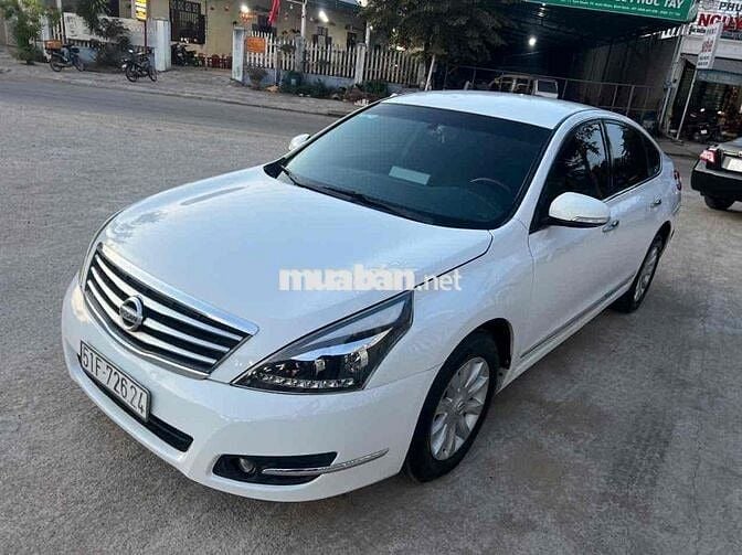 Nissan Teana 2010 2.0 AT