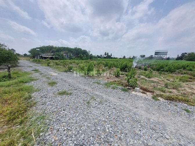 140m2 thổ cư, đường thông. Gần KCN Phước Đông. 430tr