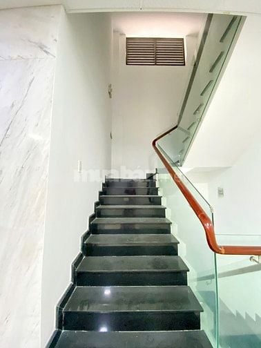 Cho Thuê Văn Phòng Thủ Dầu Một - CMT8 | 277m²/Tầng, 35 Triệu