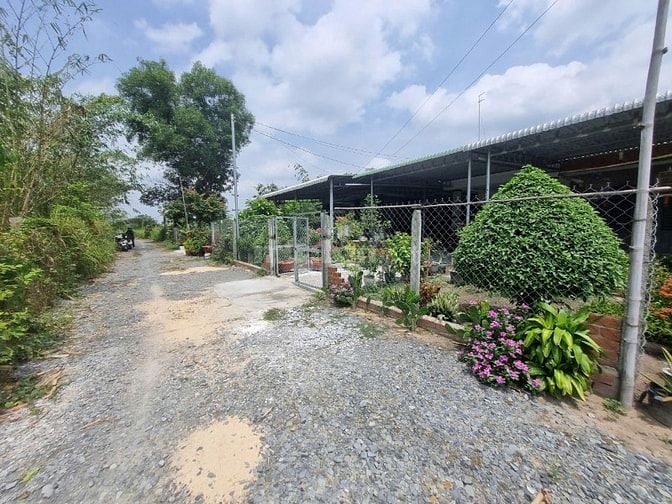 140m2 thổ cư, đường thông. Gần KCN Phước Đông. 430tr
