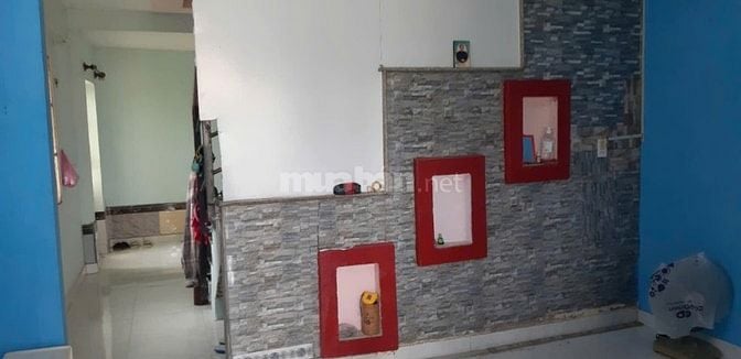 Chú Hùng cần cho thuê căn nhà 1 tháng 2tr5 ở đường giòng lớn, long an 