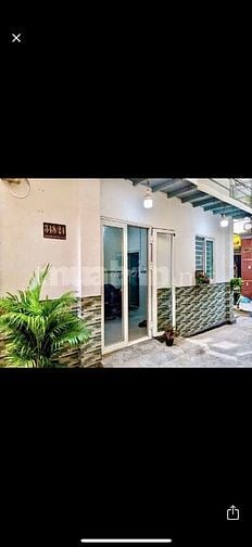Cho thuê nhà hẻm 4m Cách Mạng Tháng 8, P.10, Q.3 giá 11.9tr
