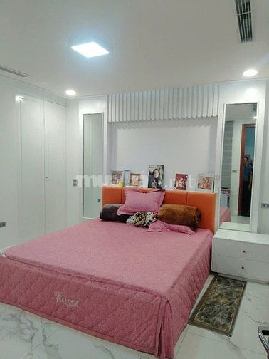 Bán nhà mặt phố Nguyễn Văn Tuyết, Tây Sơn, Q Đống Đa, 80m2, 9 tầng, TM