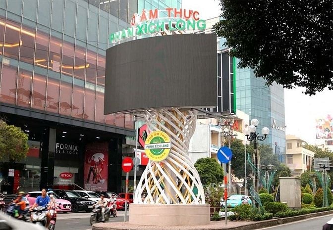 Mặt Tiền Phan Xích Long 4x15m - 24 Tỷ - Khu Ẩm Thực Kinh Doanh Sầm Uất