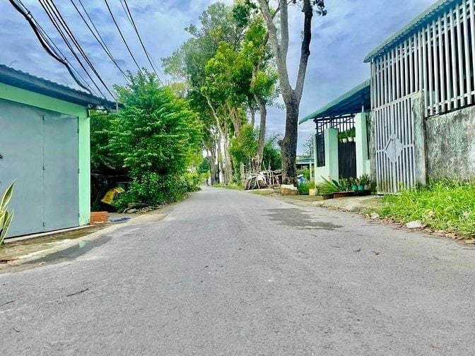 Bán gấp lô 178m2, sổ riêng, Tỉnh lộ 2 vào 500m, Phước Vĩnh An, 660tr
