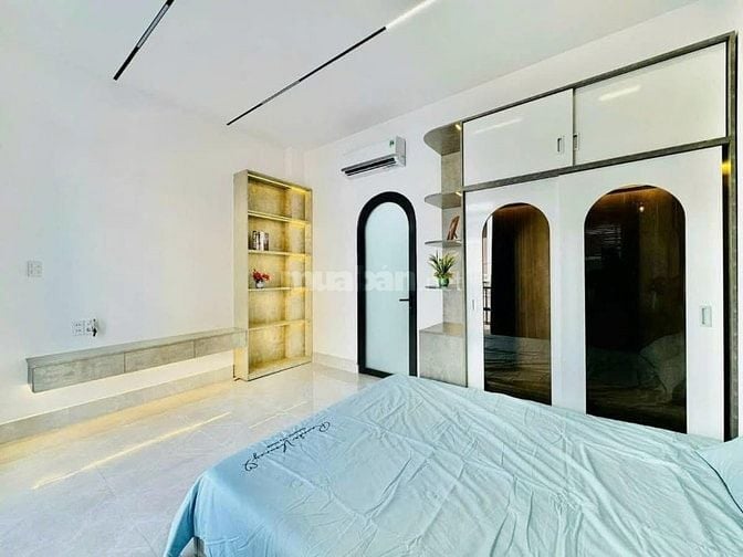 GẤP! Nhà Huỳnh Văn Bánh, PN giá 2tỷ120 DT 48m2. Gần chợ Trần Hữu Trang