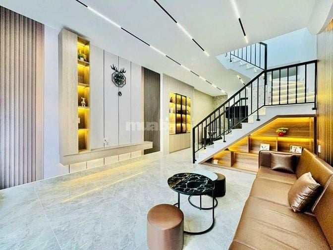 GẤP! Nhà Huỳnh Văn Bánh, PN giá 2tỷ120 DT 48m2. Gần chợ Trần Hữu Trang